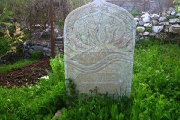 Melik Esat Mezarlığı (4)