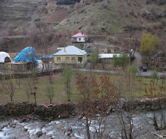 Gundê Çemê Qeşe