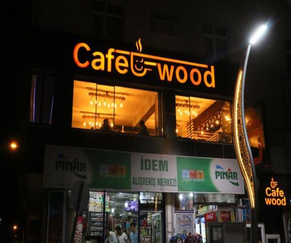Hakkari Cafe Wood